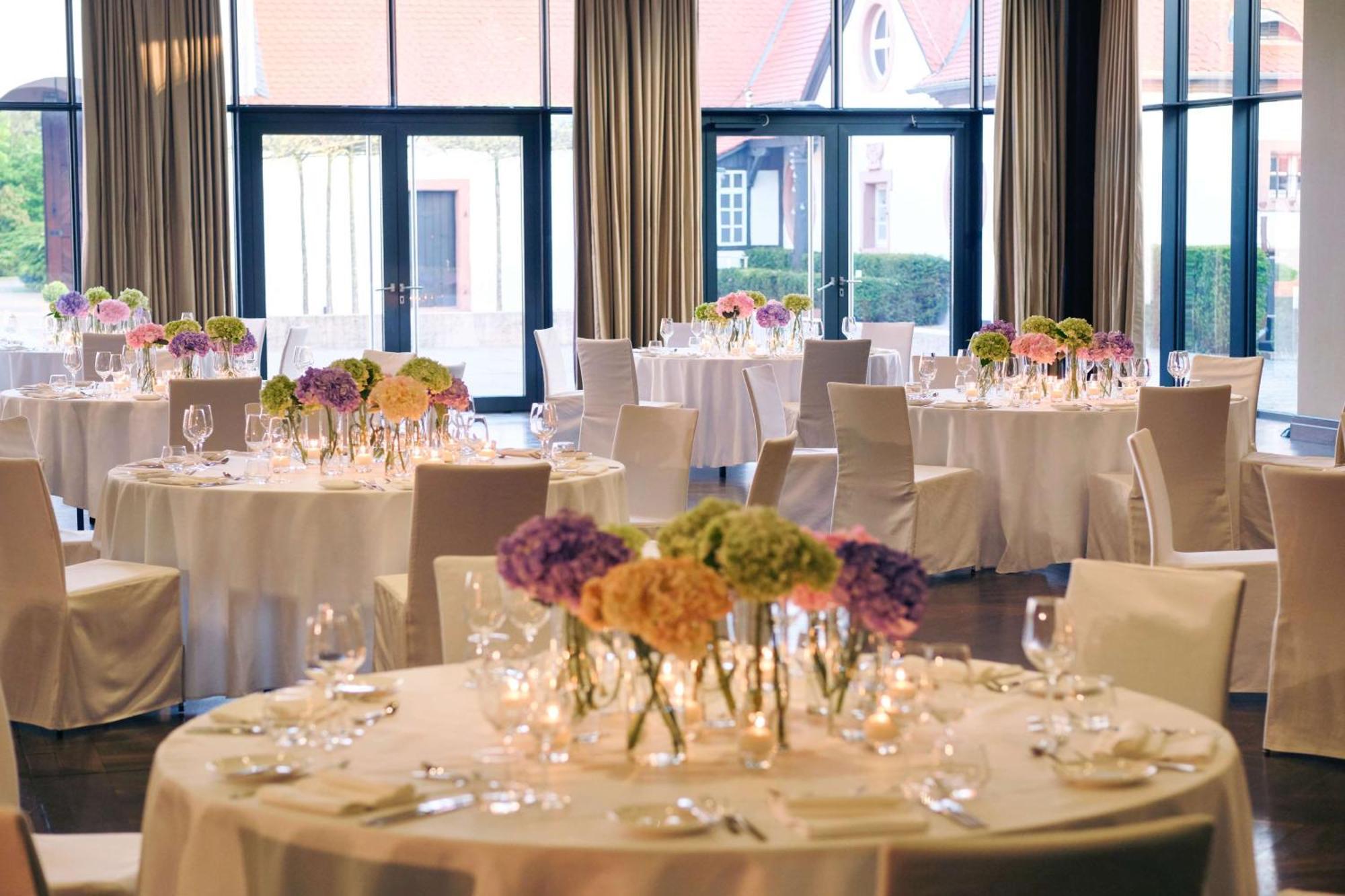 Kempinski Hotel Frankfurt Gravenbruch Exterior photo