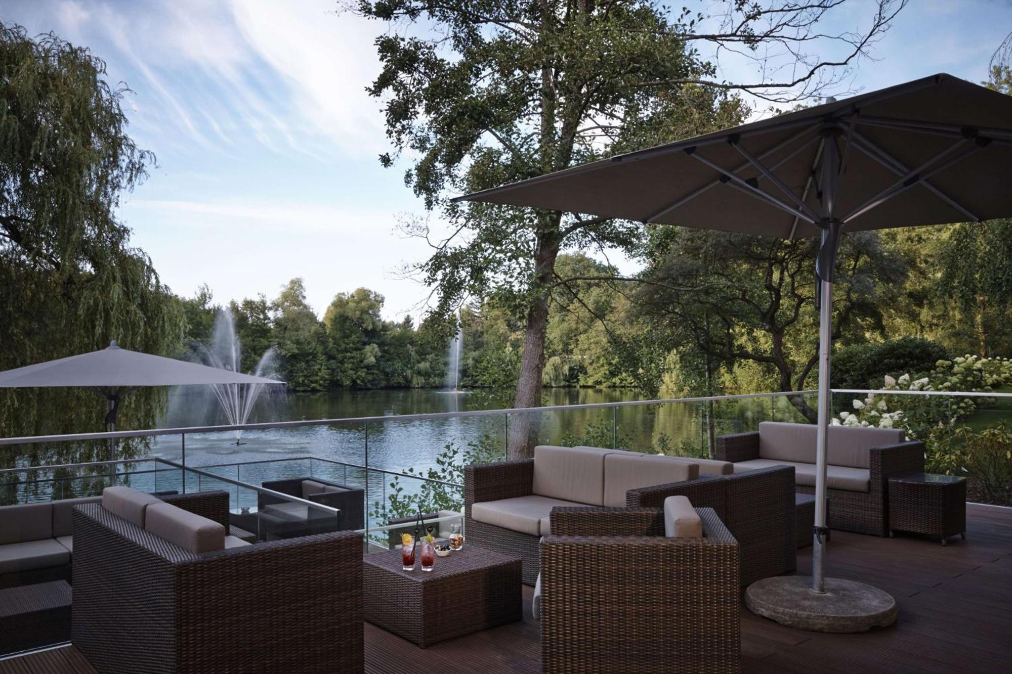 Kempinski Hotel Frankfurt Gravenbruch Exterior photo